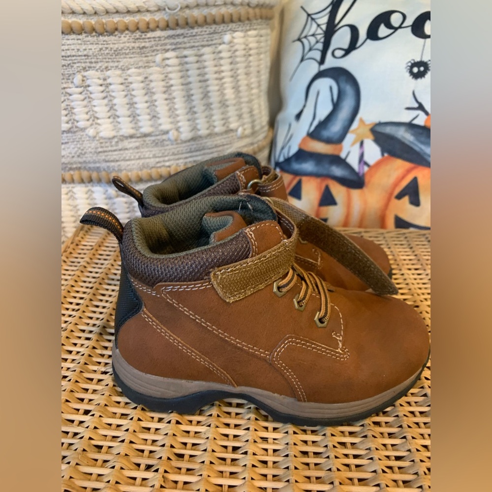 Outdoor Kid Boots Boy or Girl